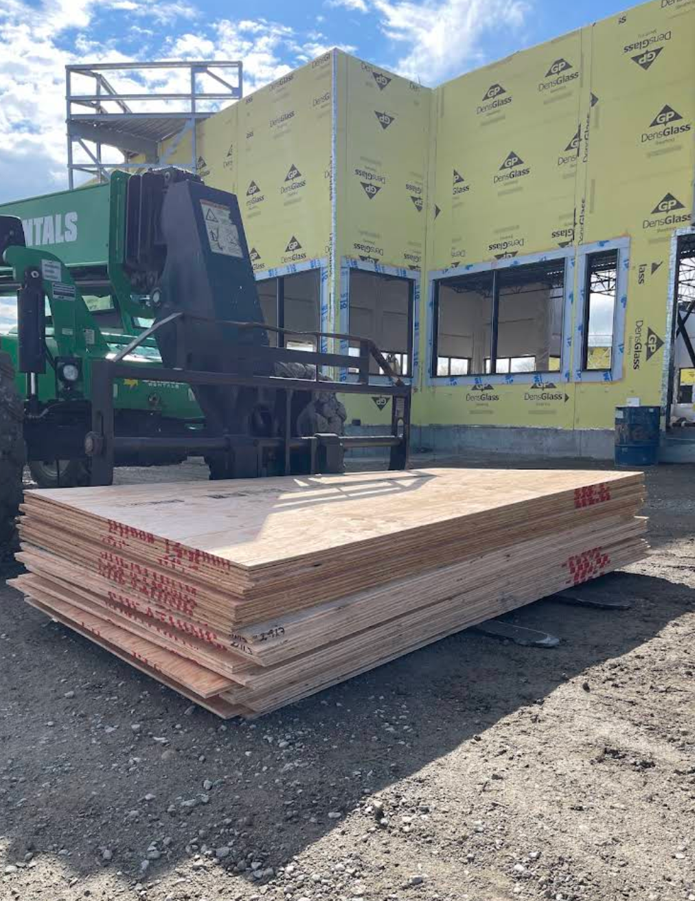 Spruce Sheathing Plywood 5/8" — 4×8 ft, 5/8 inch, Spruce/Pine/Fir, Sheathing Grade